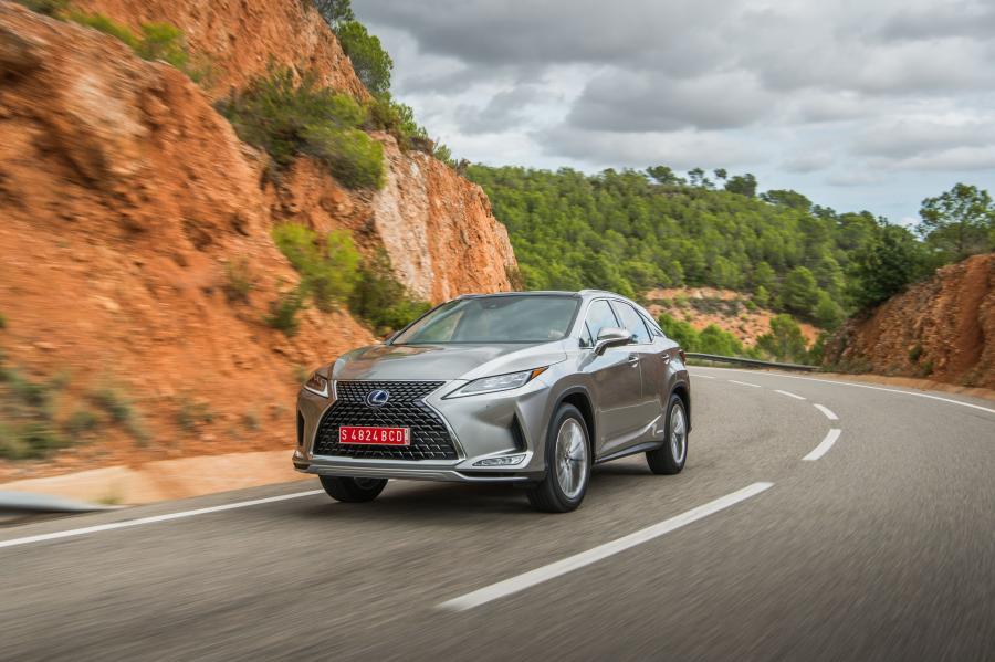  Lexus RX450h 2019 года  (WW) (фото 6 из 97)